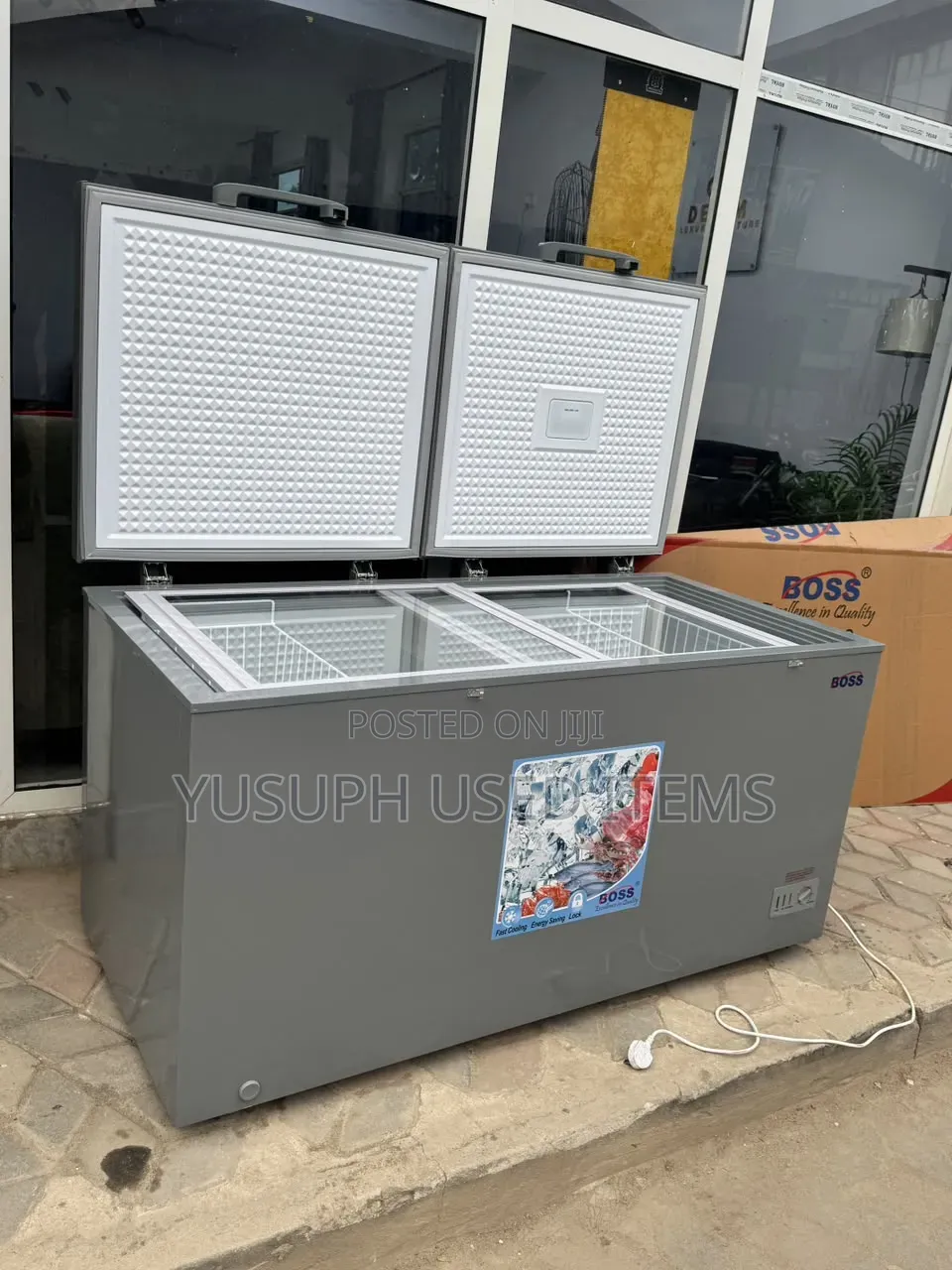Boss Frizer // 450L // Double Door //