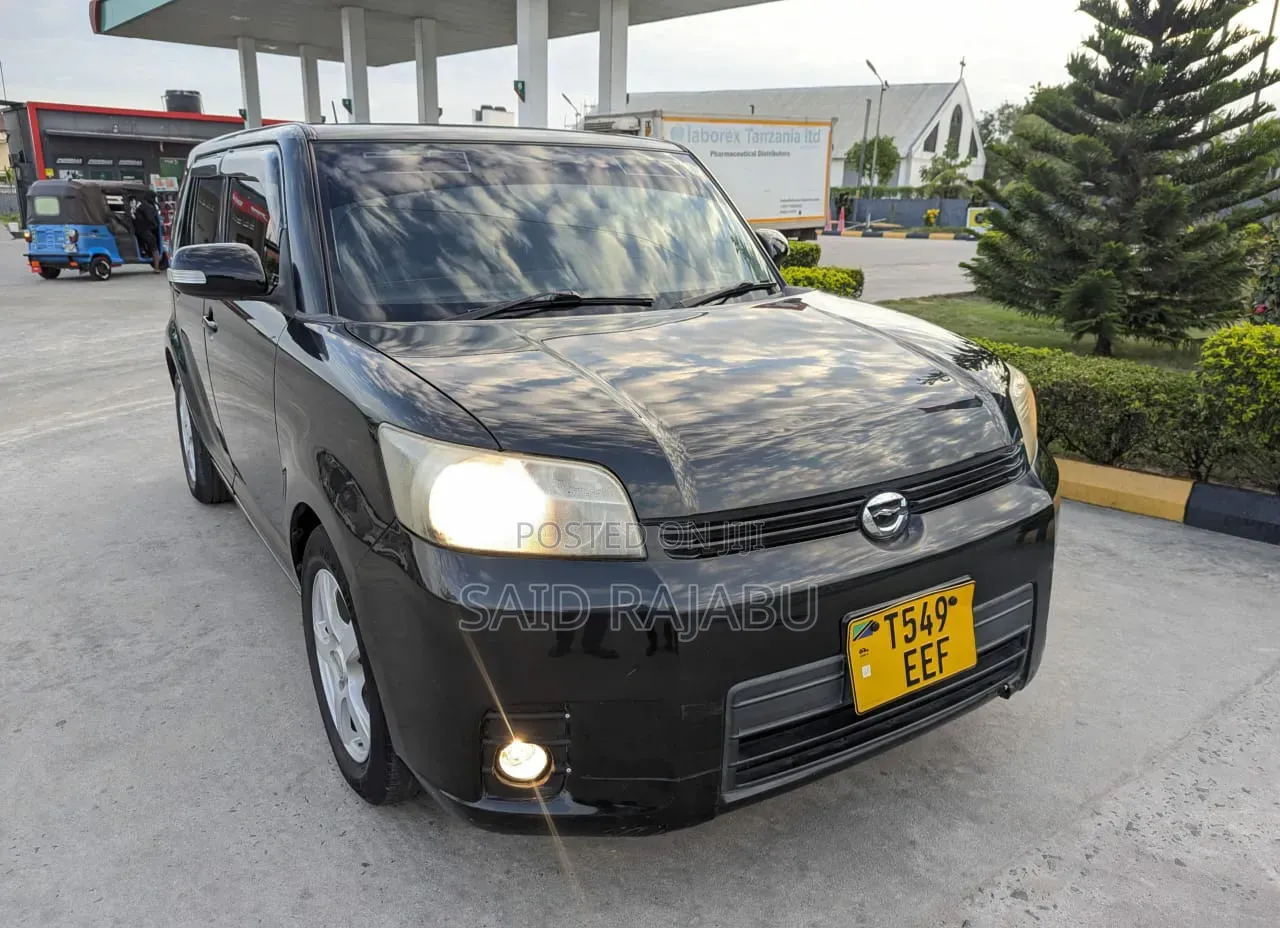 Toyota Rumion 1.5 FWD 2023 Black