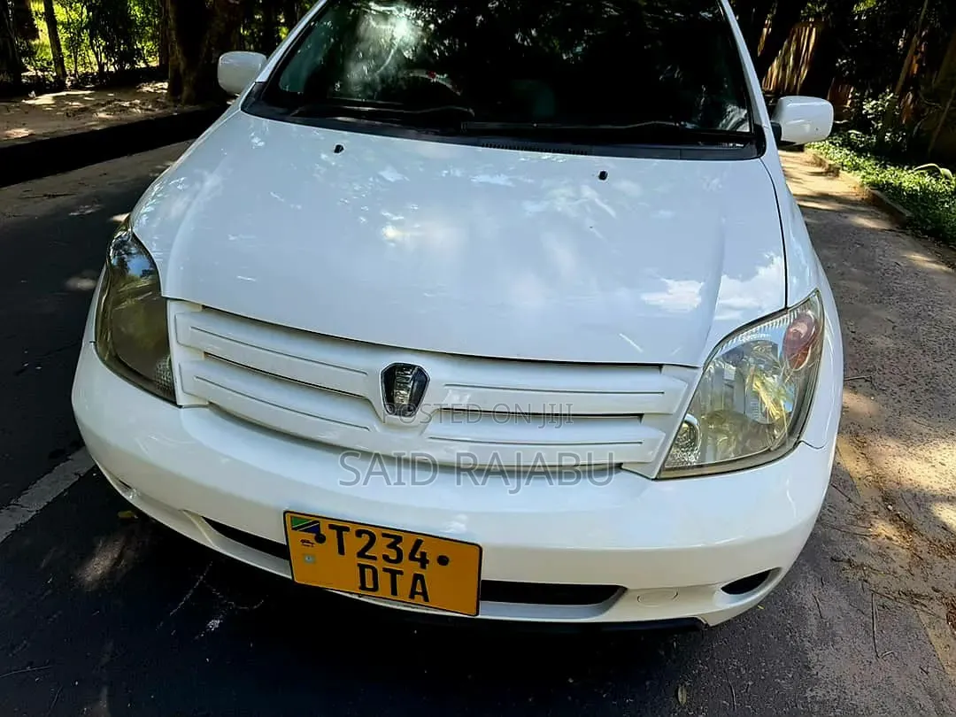 Toyota IST 2007 White