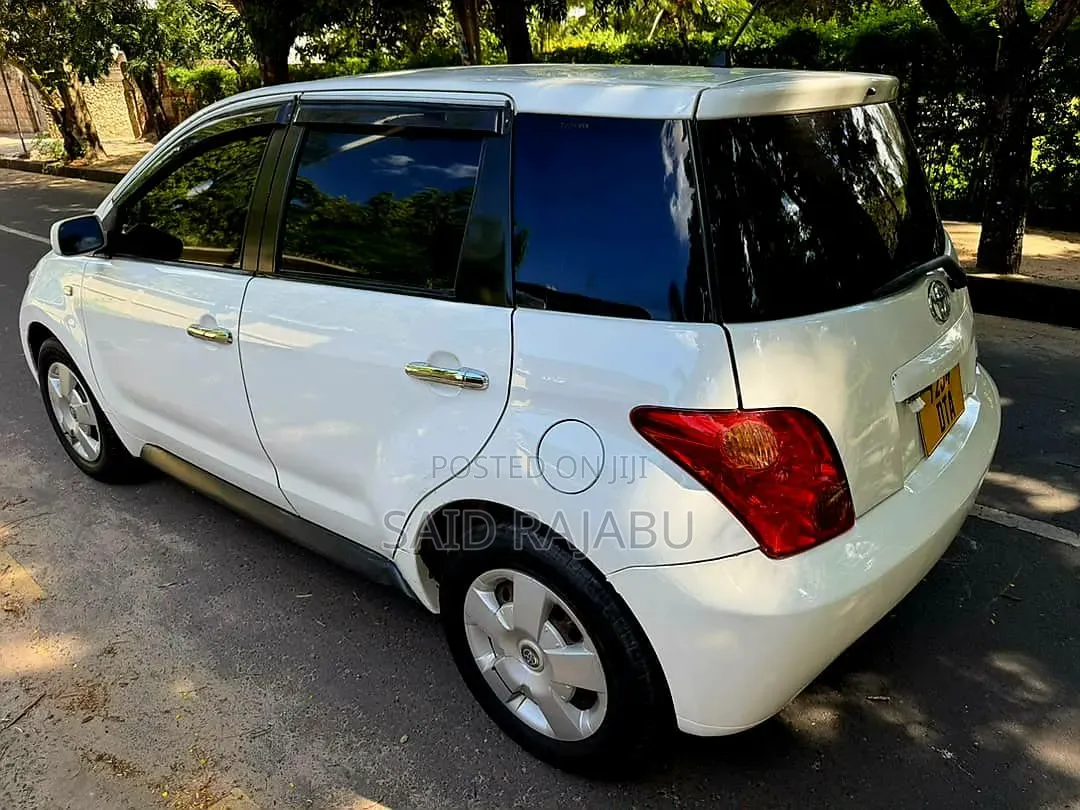 Toyota IST 2007 White