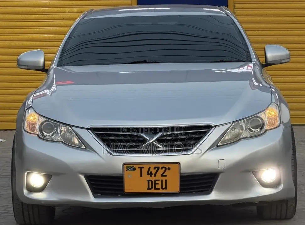 Toyota Mark X 2012 Silver