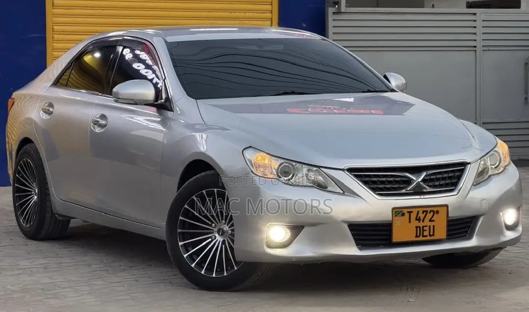 Toyota Mark X 2012 Silver