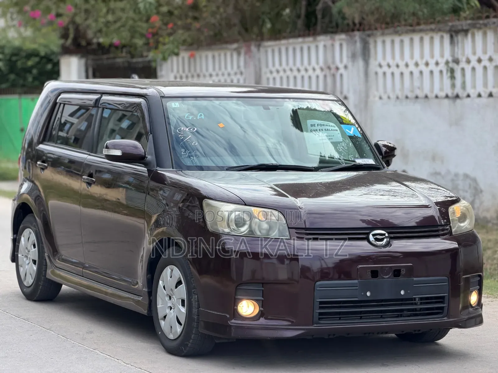 Toyota Rumion 1.5 FWD 2023 Maroon