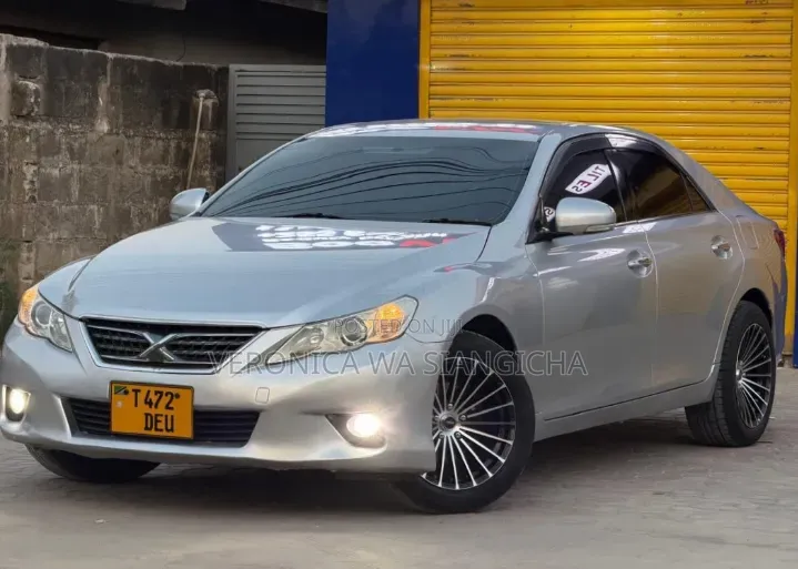 Toyota Mark X 2012 Silver