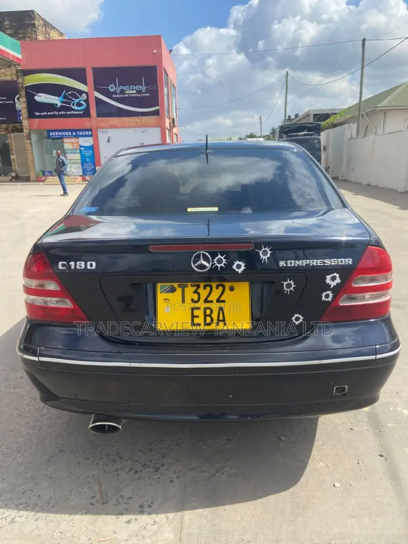 Mercedes-Benz C200 2005 Black
