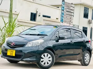 Toyota Vitz 2011