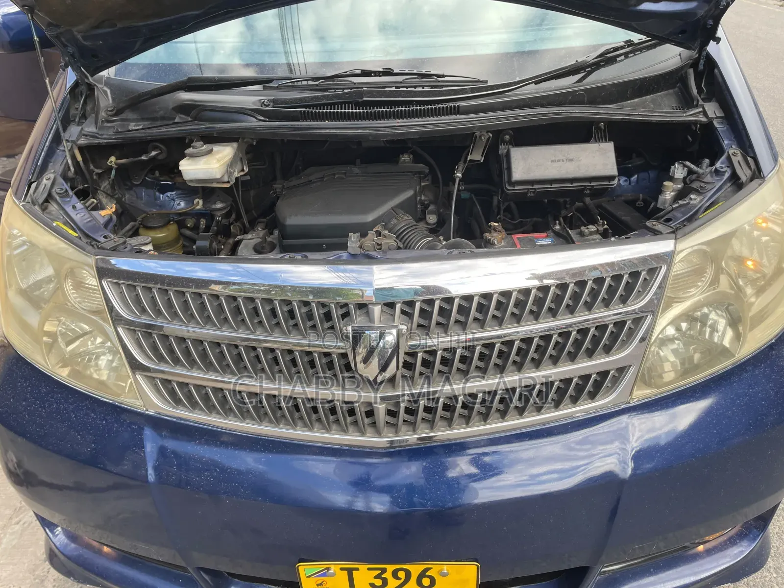 Toyota Alphard 2004 Blue