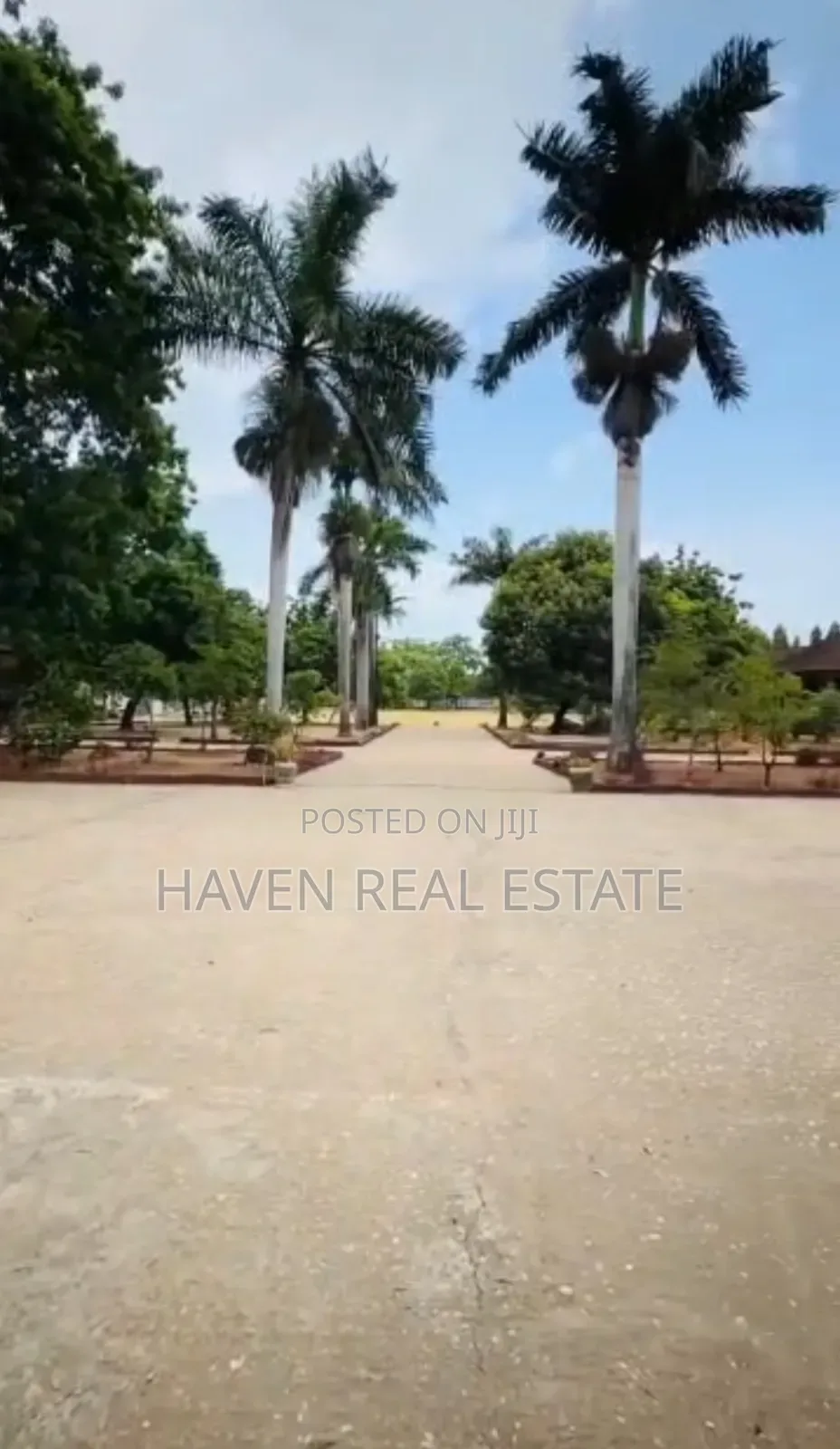Shule Inauzwa Mbezi Beach