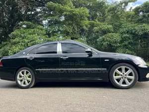 Toyota Crown 2006 Black