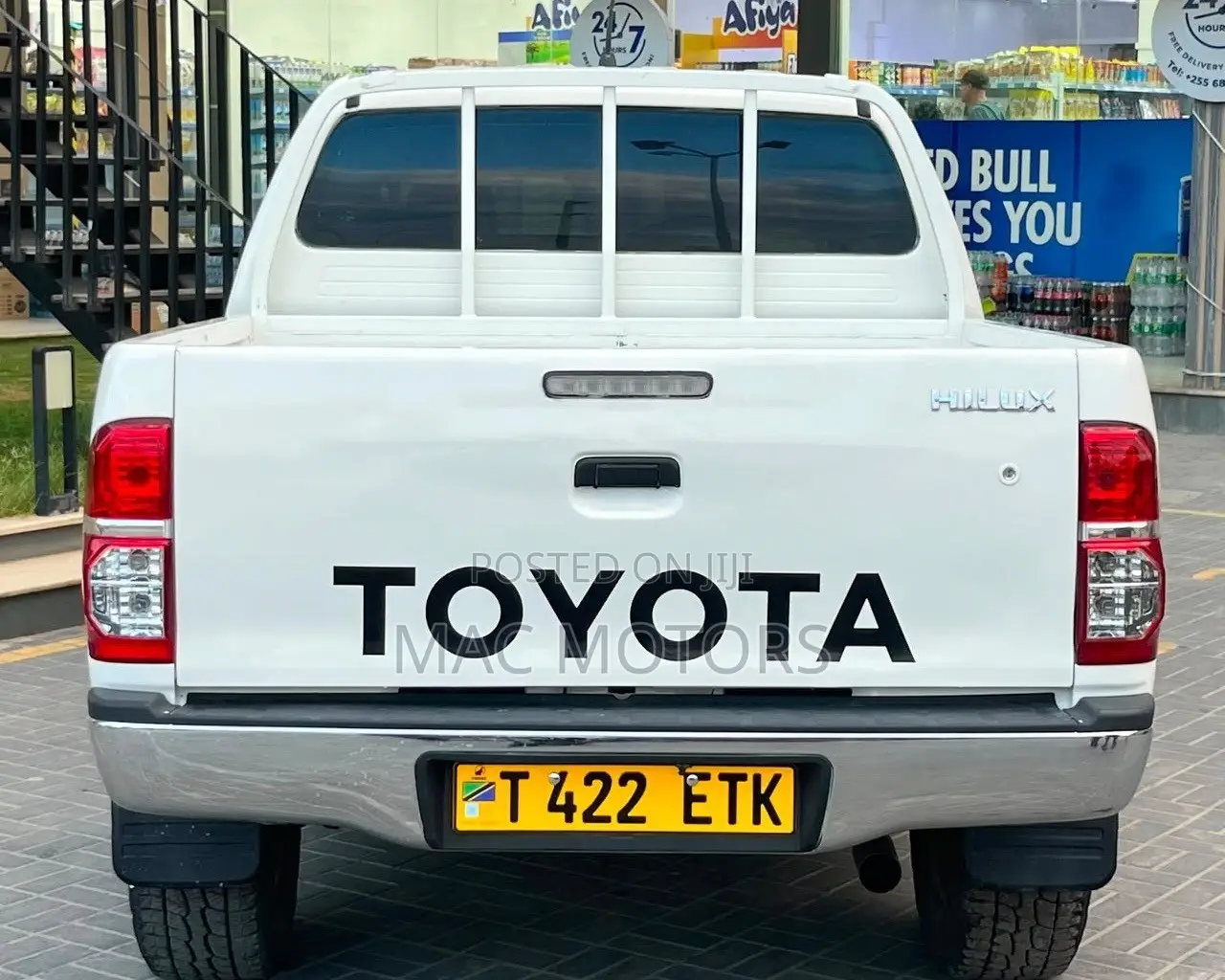 Toyota Hilux 2012 White