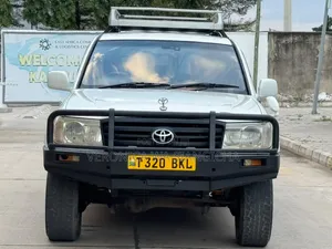 Toyota Land Cruiser Prado 2001 White