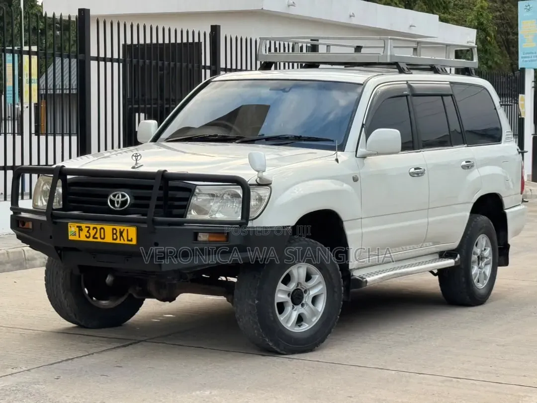Toyota Land Cruiser Prado 2001 White