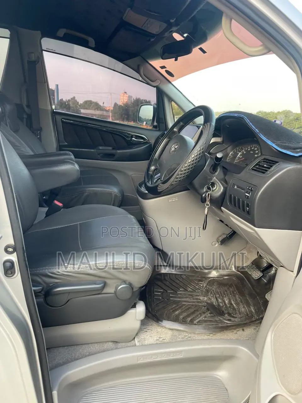 Toyota Alphard 2004 Silver