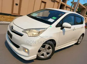 Toyota Ractis 2011 White
