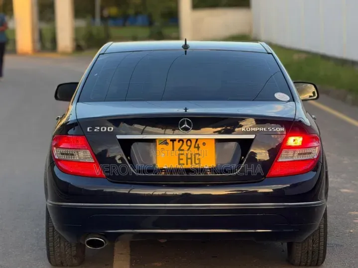 Mercedes-Benz C200 2008 Black