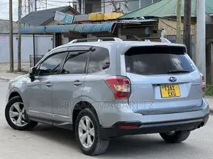 Subaru Forester 2014 Silver