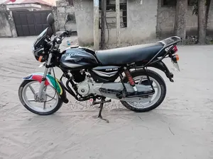 Bajaj Boxer 125 2024 Black