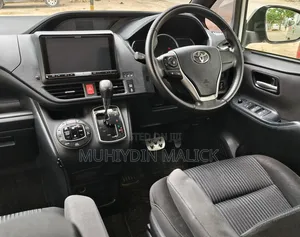 Toyota Voxy 2015 White