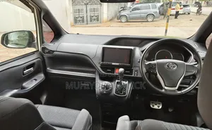 Toyota Voxy 2015 White