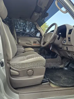 Toyota Land Cruiser Prado 2002 Silver