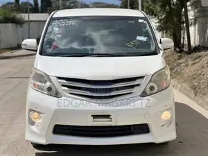 Toyota Alphard 2010 White