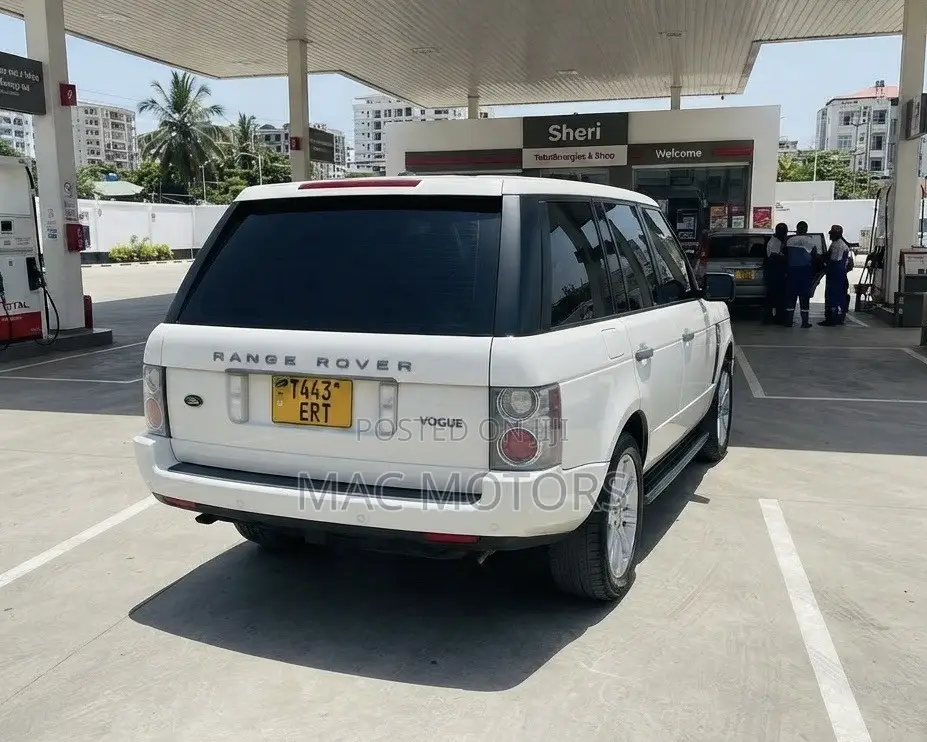 Land Rover Range Rover Vogue 2009 White