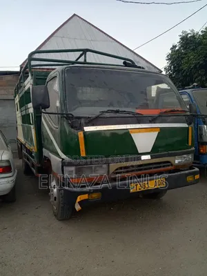 Mitsubishi Canter Ya Mizigo Unawasha Na Kuondoka