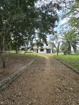 5bdrm House in Goba for sale