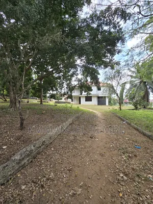 5bdrm House in Goba for sale