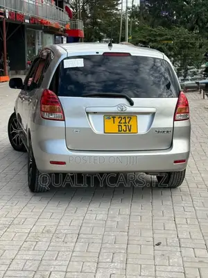 Toyota Corolla Spacio 2004 Silver