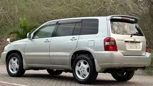 Toyota Kluger 2007 Silver