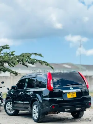 Nissan X-Trail 2010 Black