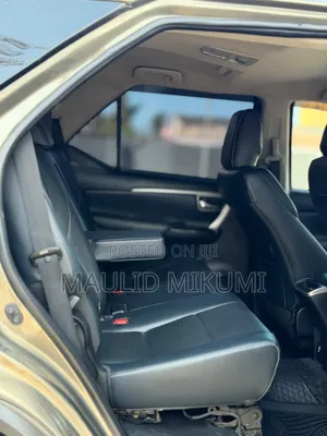 Toyota Fortuner 2021 Gray