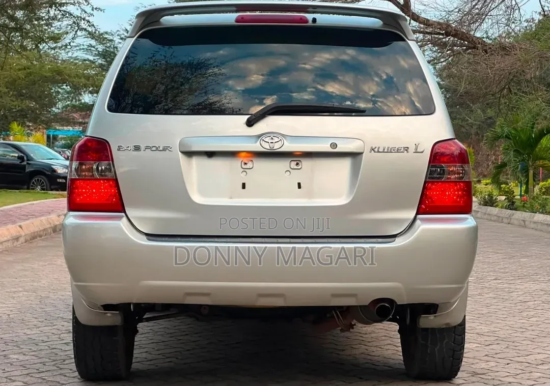 Toyota Kluger 2007 Silver