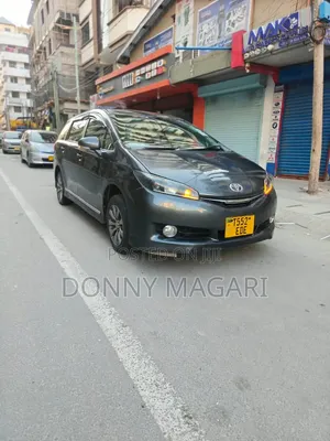 Toyota Wish 2013 Black