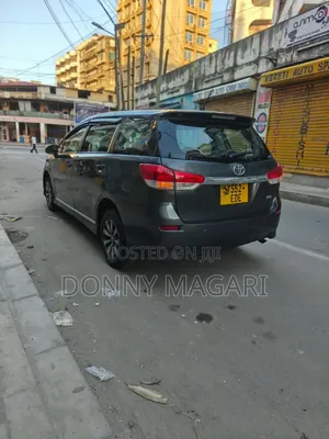 Toyota Wish 2013 Black