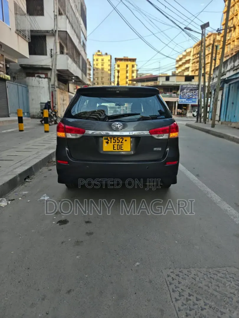 Toyota Wish 2013 Black
