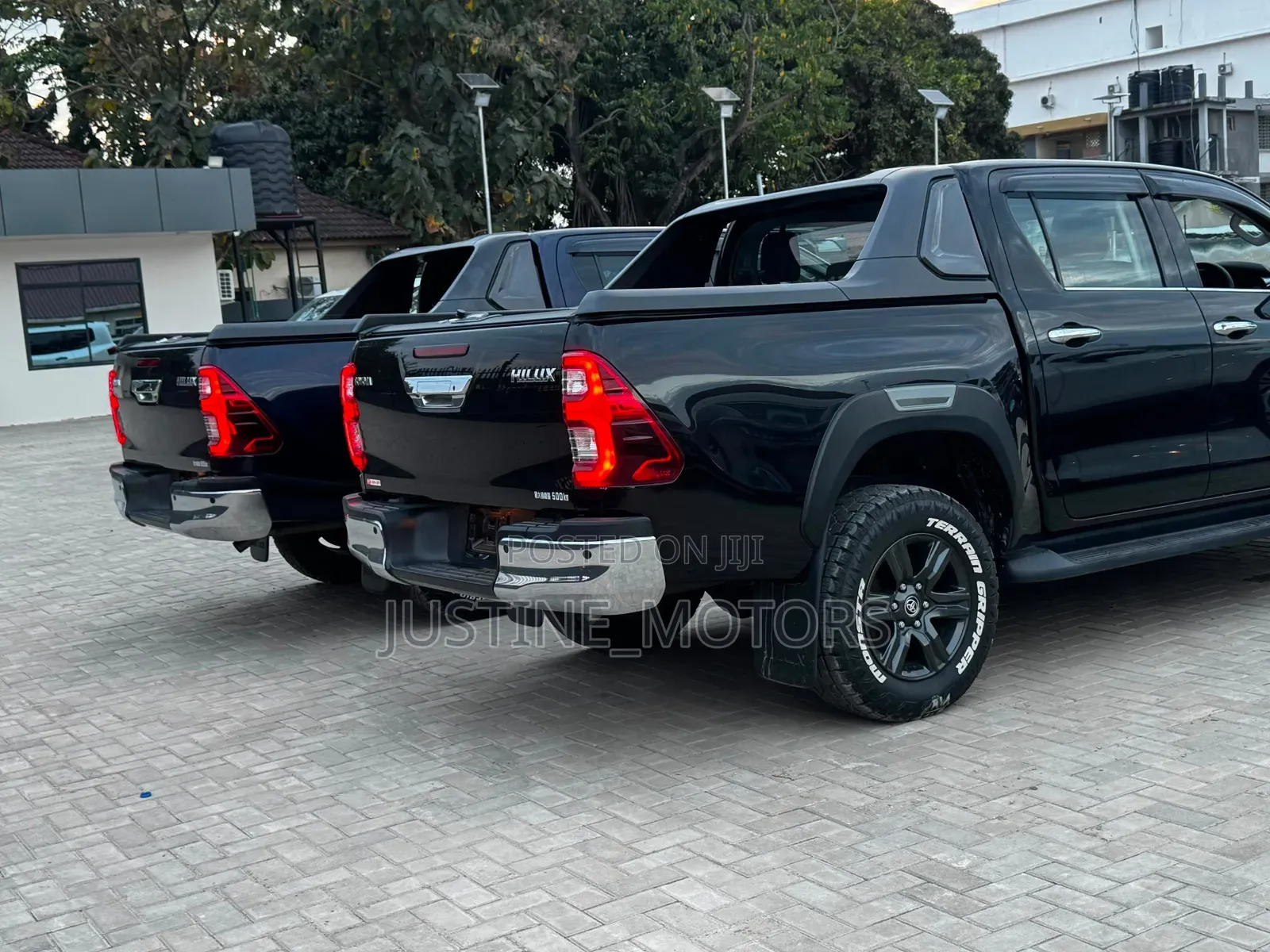 Toyota Land Cruiser 2024 White