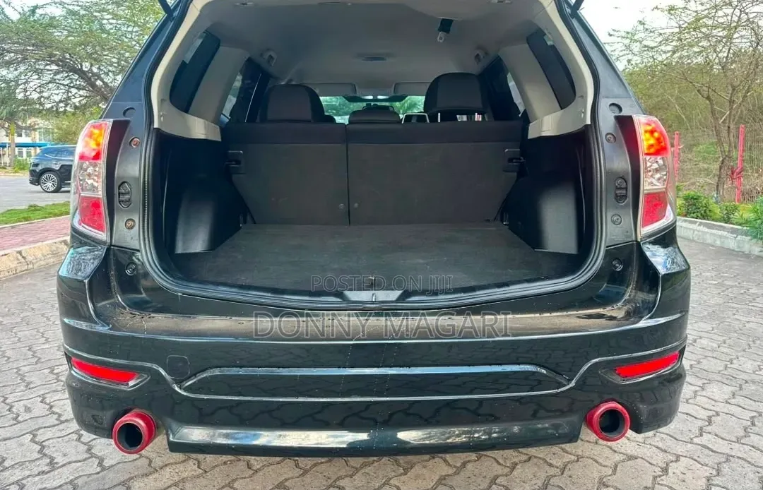 Subaru Forester 2010 Black