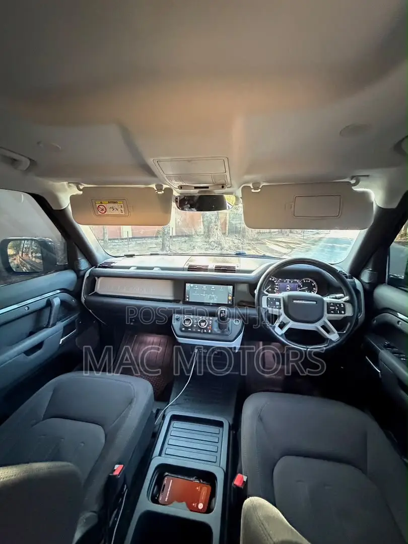 Land Rover Defender 2022 Black