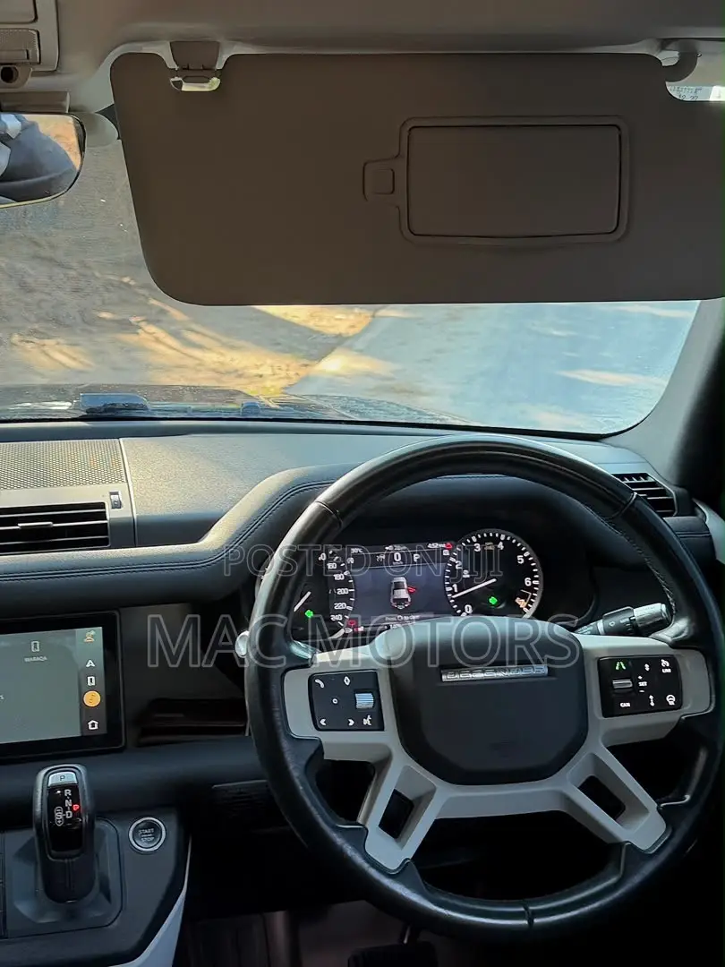 Land Rover Defender 2022 Black