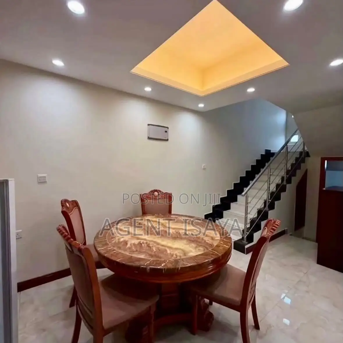 Furnished 3bdrm Apartment in Oyster Bay for rent
