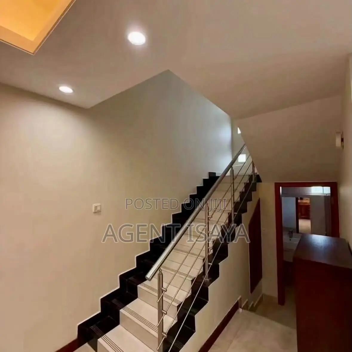 Furnished 3bdrm Apartment in Oyster Bay for rent