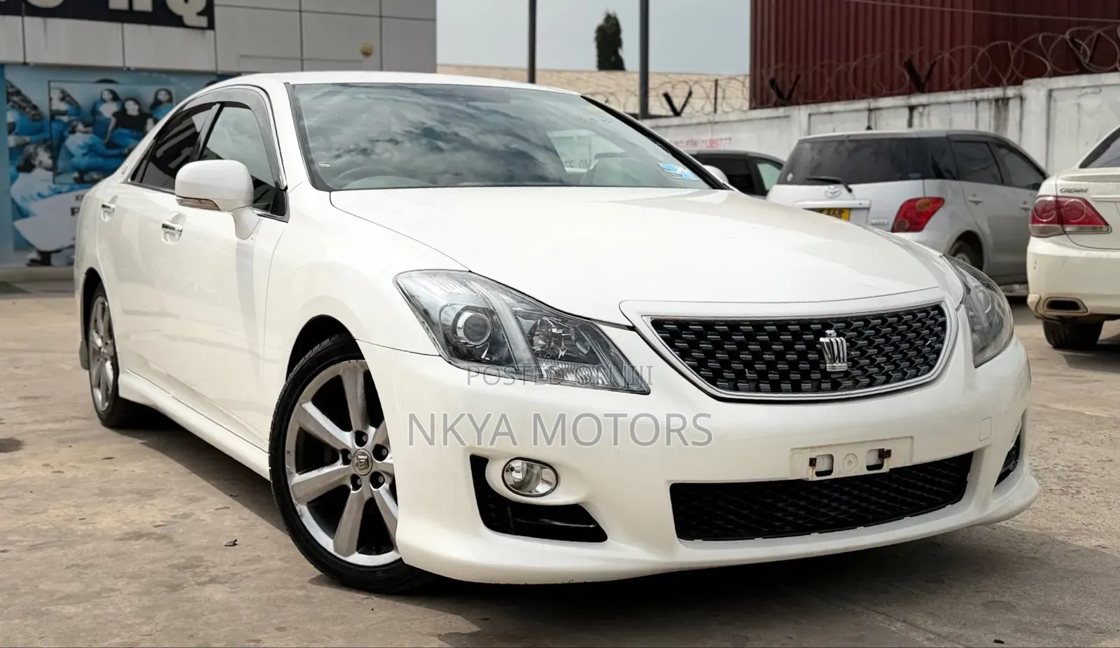 Toyota Crown 2009 Pearl