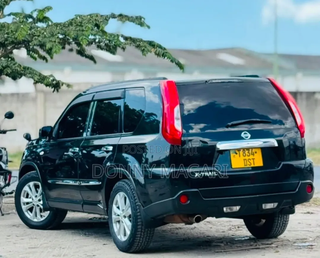Nissan X-Trail 2010 Black