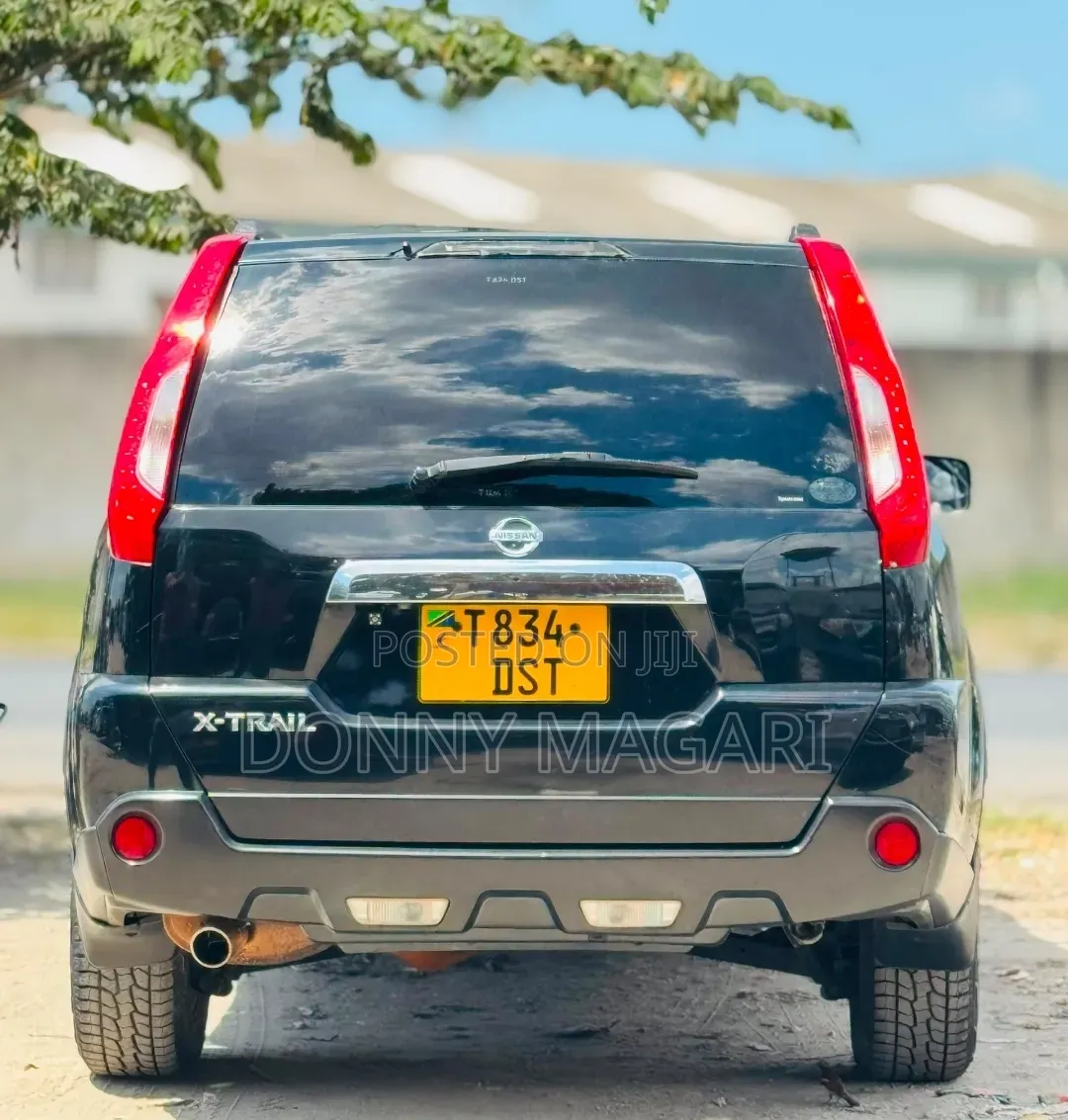 Nissan X-Trail 2010 Black