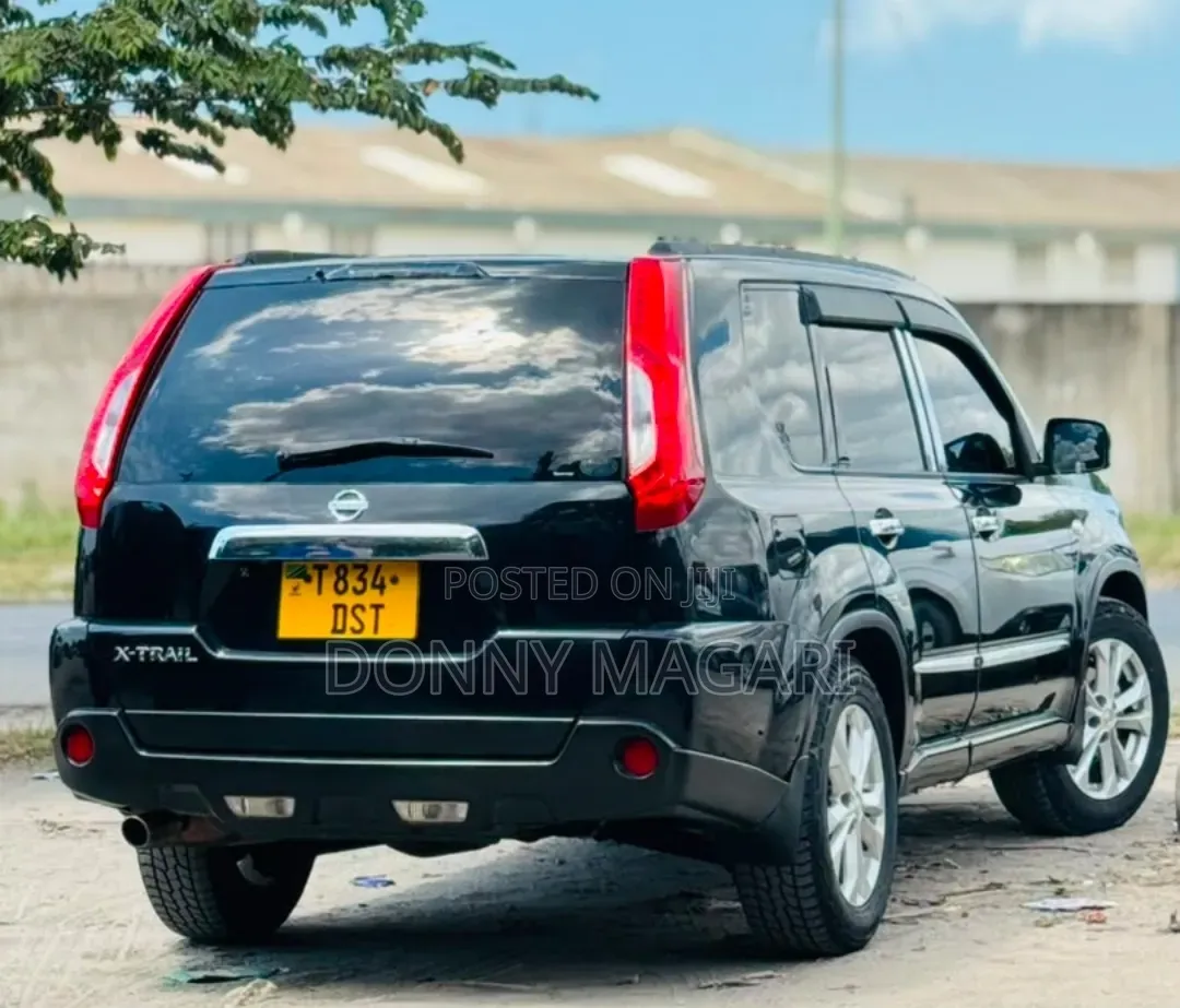 Nissan X-Trail 2010 Black
