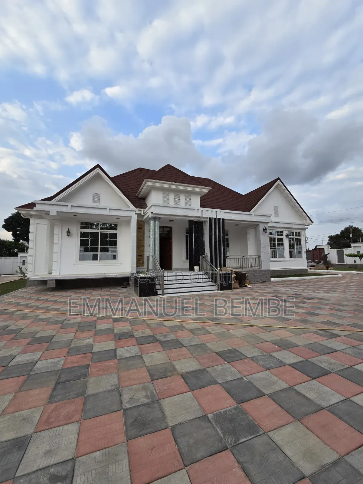 Furnished 5bdrm Bungalow in Goba for sale