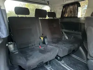 Toyota Vellfire V 2.4 FWD 7-Seater 2010 Black