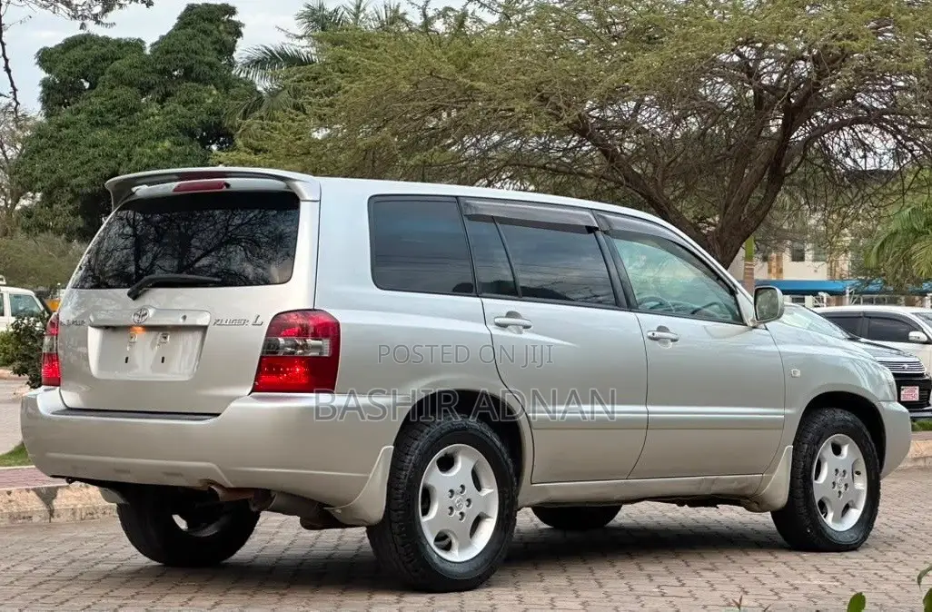 Toyota Kluger 2007 Silver